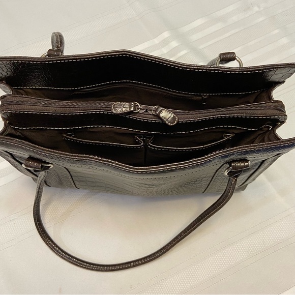 Brown Crocodile Print Womens Tote double zipper opening & multiple pockets - Picture 4 of 10